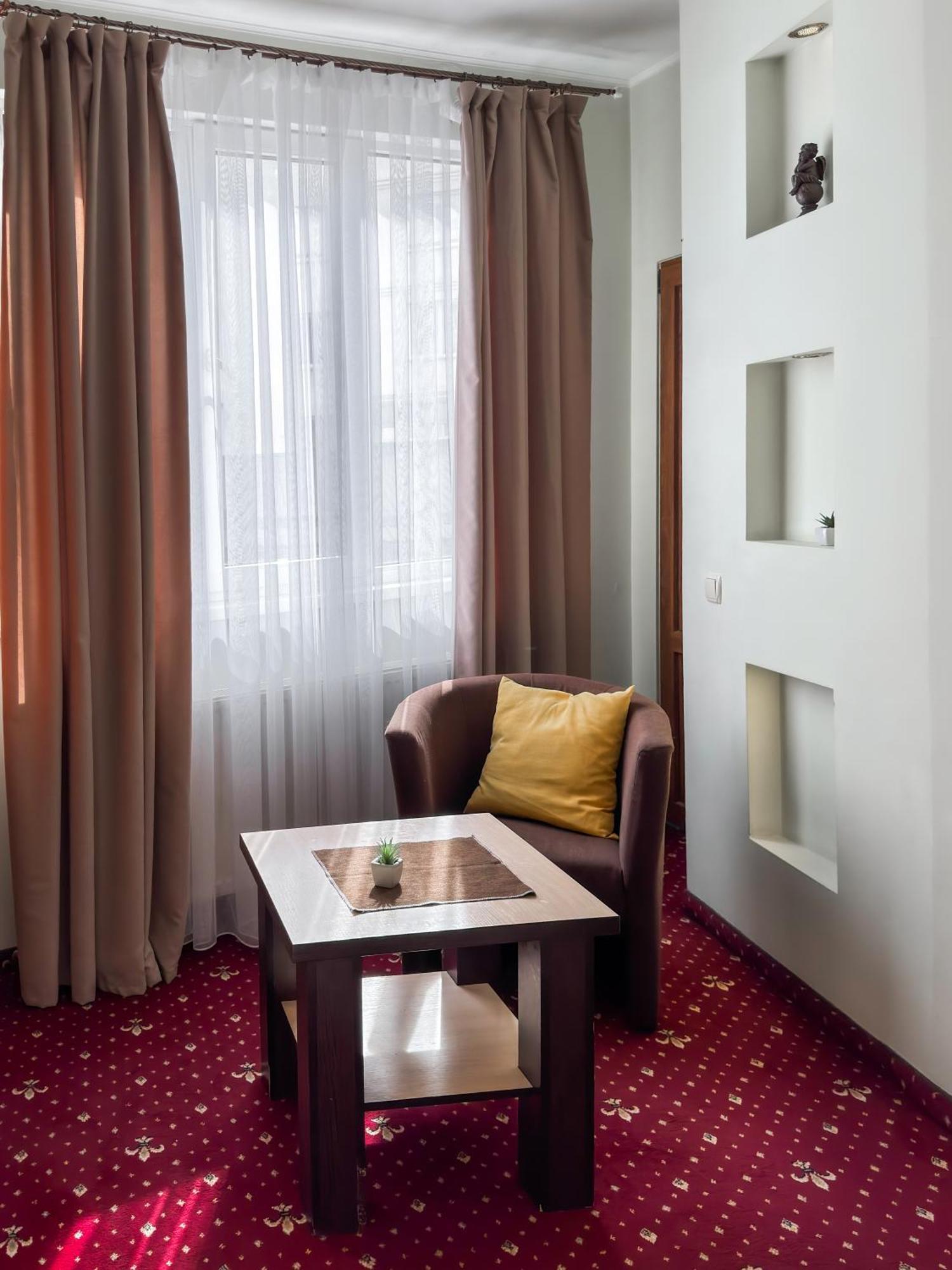 Apartments Deluxe Ivano-Frankivsk Exteriér fotografie